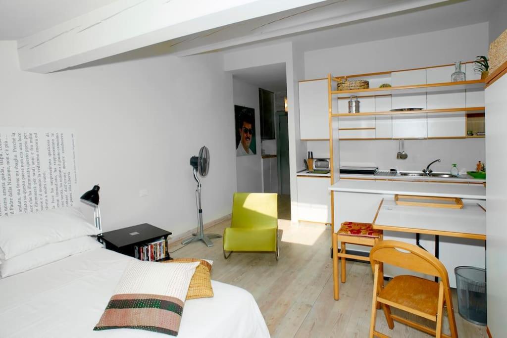 Cozy Nest Apartment Como Exterior photo